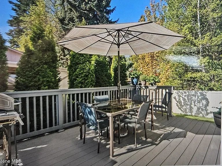 1718 N Solomon Ct — Photo 18