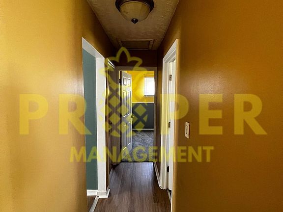 4th image of 3964 Nicholas Rd