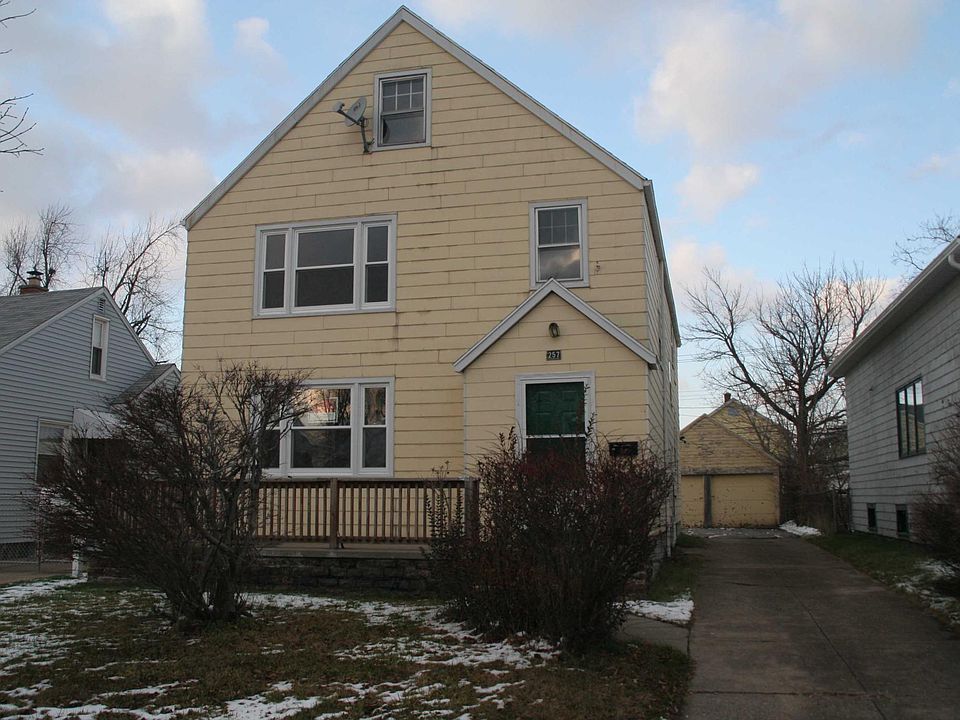 1st image of 257 Heath St