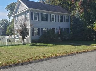 6 Stream View Dr, Cumberland, RI 02864