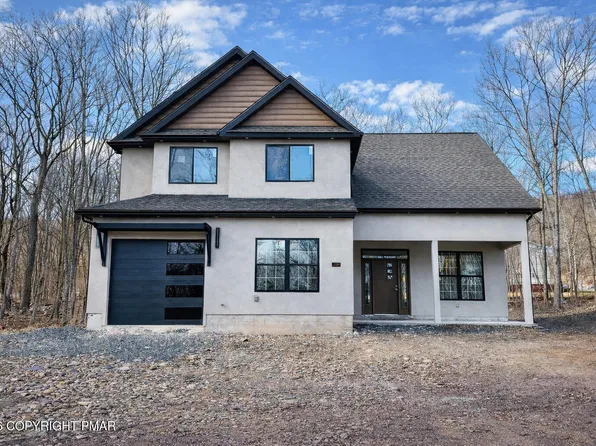 1109 N Rocky Mountain Dr, Effort, PA 18330