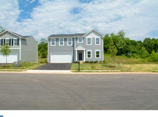 331 Bluecoat St, Dover, DE 19901