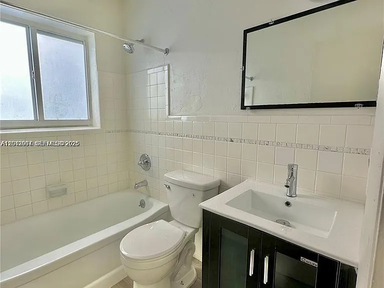 1821 N 17th Ct #26 — Photo 12