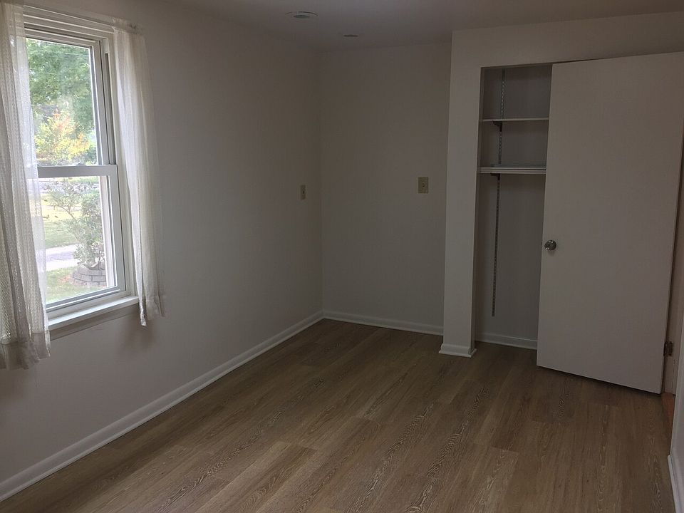 80 Eastland Rd, Berea, OH 44017 Zillow