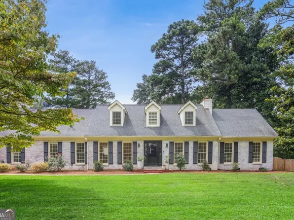 2249 Chadds Creek Dr, Marietta, GA 30062