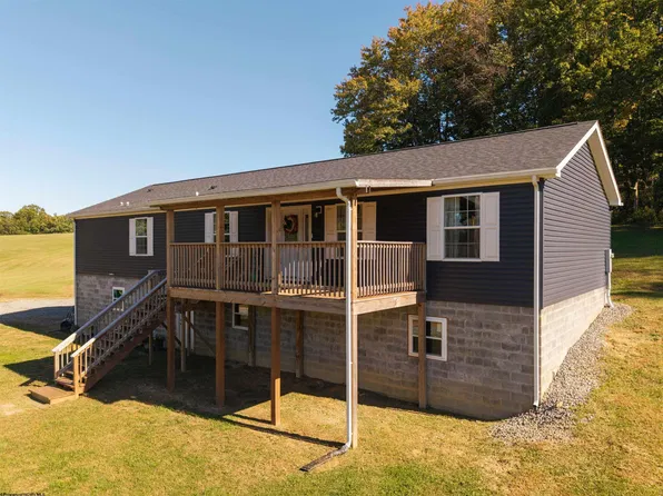 4543 Union Rd, Philippi, WV 26416