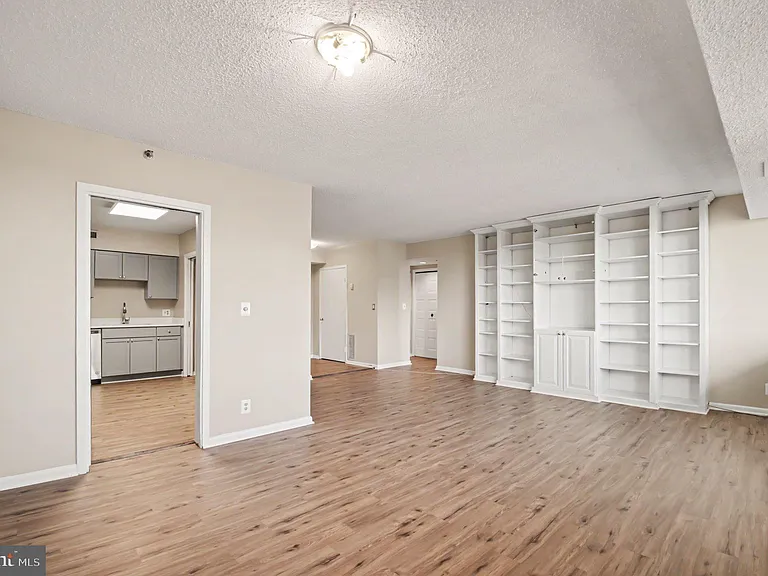 5501 Seminary Rd #2415 — Photo 4