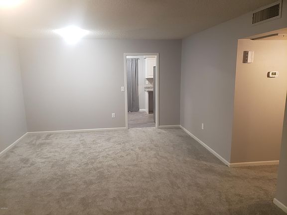 4th image of 10897 W Santa Fe Dr