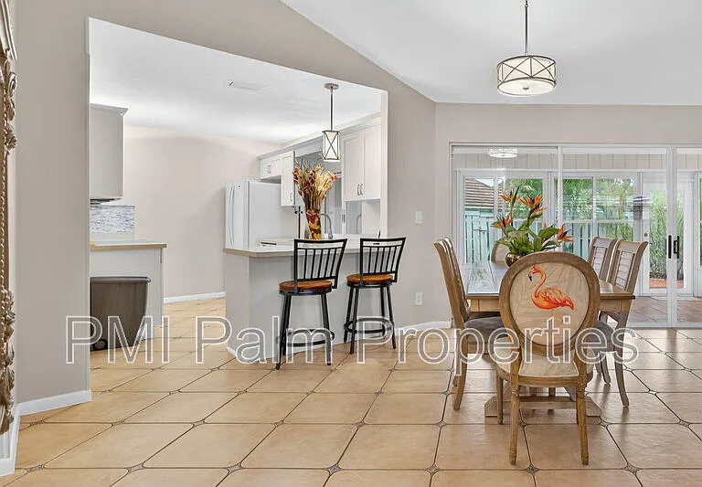 1127 E Seminole Ave #8A — Photo 9