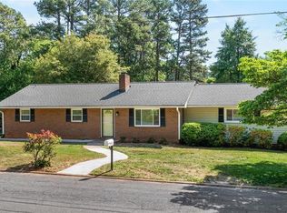 26 Eastside Dr, Lexington, NC 27292