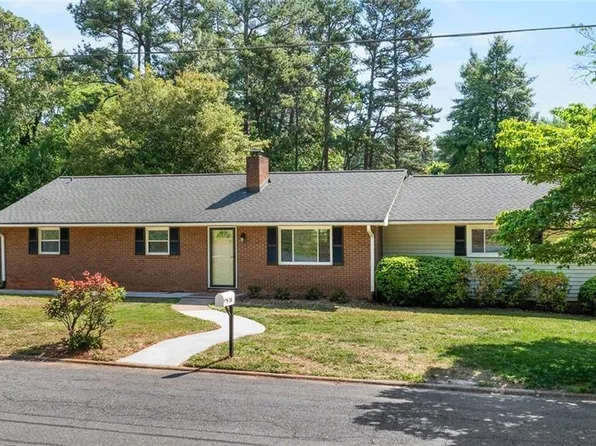 26 Eastside Dr, Lexington, NC 27292