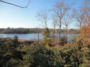 403 Federal Furnace Rd, Plymouth, MA 02360