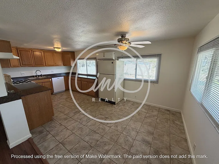 3289 Penrod Ln — Photo 6