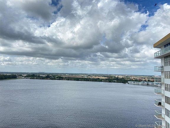5th image of 1351 NE Miami Gardens Dr APT 1512E