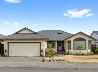 6230 Waterbury Rd, Nanaimo, BC V9V 1L5