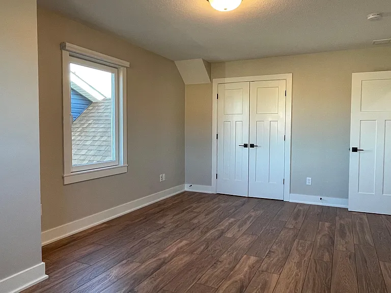 13744 North St — Photo 13