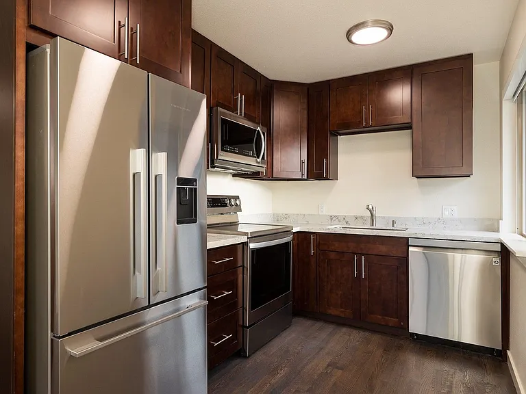 Ballard Seattle 2-Bedroom Apartment for Rent | Private Entrance, In-Unit Washer/Dryer, Smart Home... — Photo 21