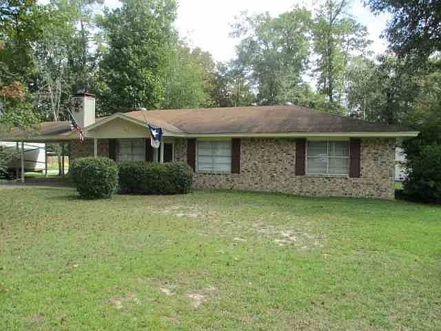 1st image of 300 Whiteoak Dr