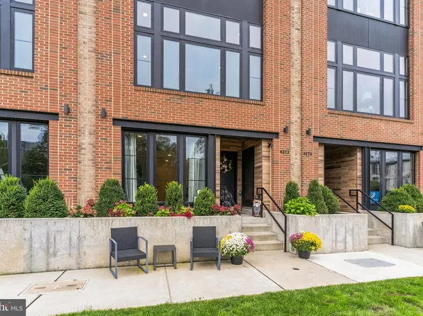 4573 Riverside Way, Philadelphia, PA 19127