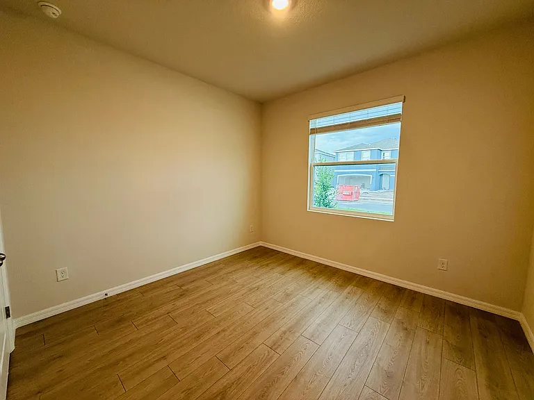 11937 Kingsley Trl — Photo 36