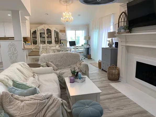 3115 Harbor Blvd, Oxnard, CA 93035