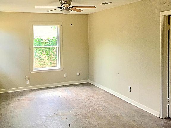 2nd image of 4843 Southwind Ave
