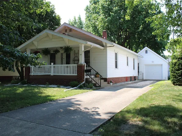 1517 Oklahoma Ave, Mattoon, IL 61938