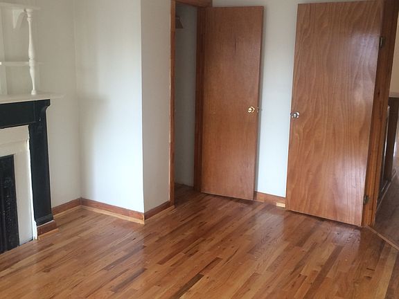 5th image of 28 Hawthorne St