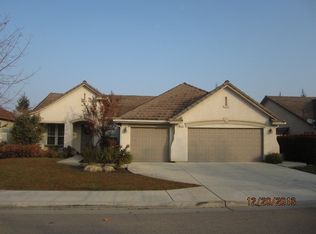 2747 Purvis Ave, Clovis, CA 93611