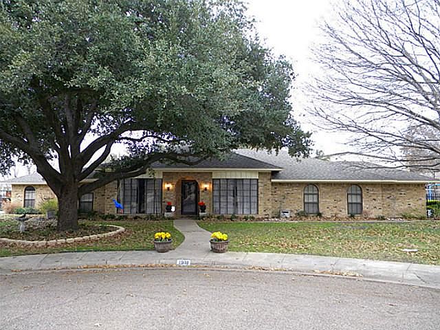 1st image of 1908 Alexander Dr