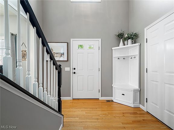 3rd image of 5806 Rosemont Way