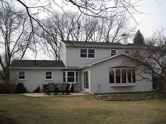 3rd image of 1035 S Nightingale Dr