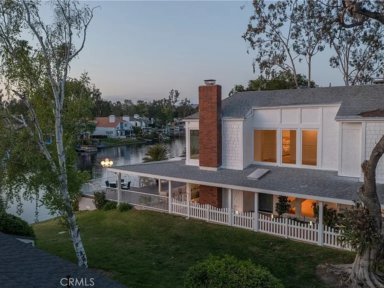 22645 Spring Lake Ln — Photo 42