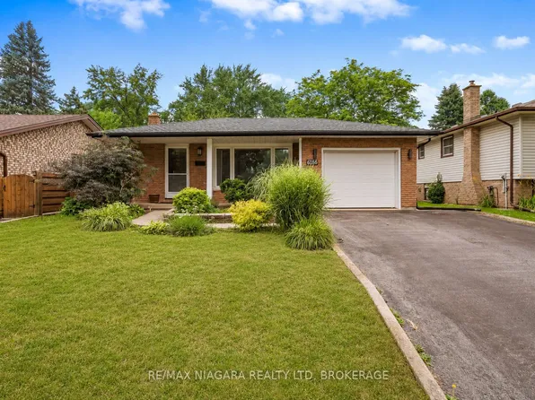 6186 Delta Dr, Niagara Falls, ON L2H 2G8