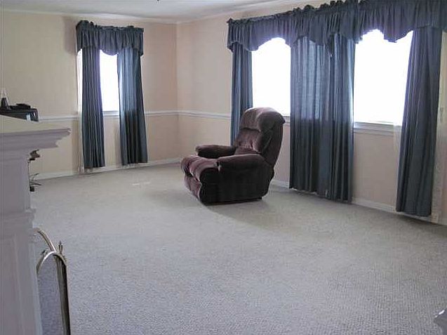 2nd image of 11375 Old Moffat Rd