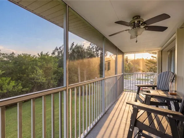 51 Woodland Dr APT 201, Vero Beach, FL 32962