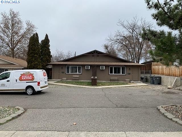 2nd image of 301 E 4th Ave