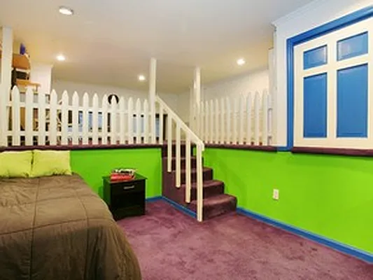 Sold by Corcoran | media 34