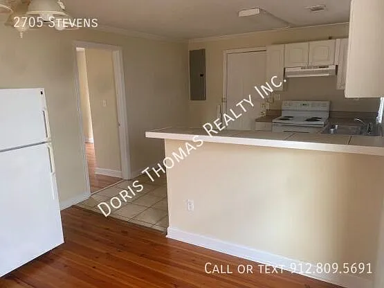 2705 Stevens St — Photo 6