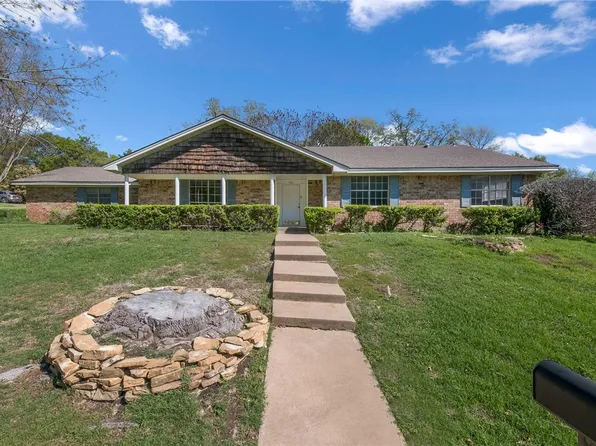 929 Sleepy Hollow Rd, Woodway, TX 76712