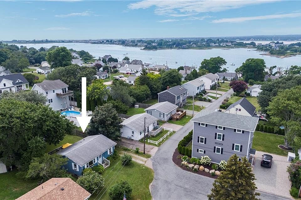1st image of 68 Durkin Dr