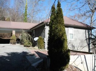 2074 Fontana Rd, Bryson City, NC 28713