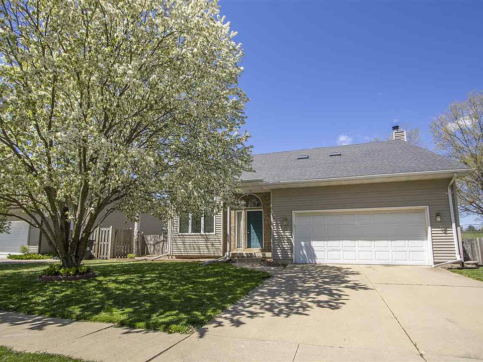 1st image of 1109 Barnett Dr