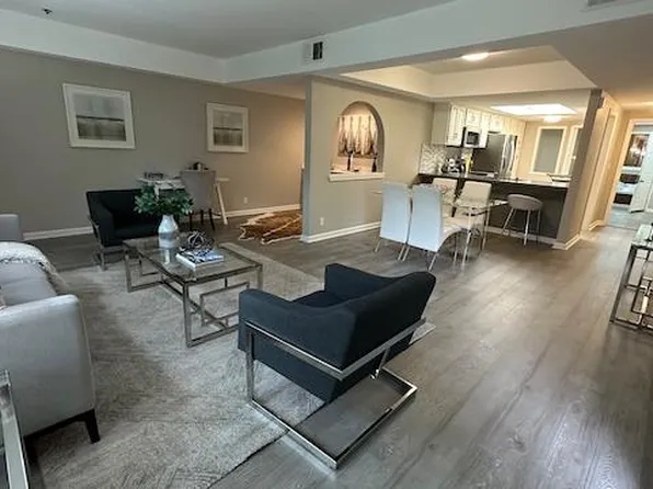440 Cesano Ct APT 211, Palo Alto, CA 94306