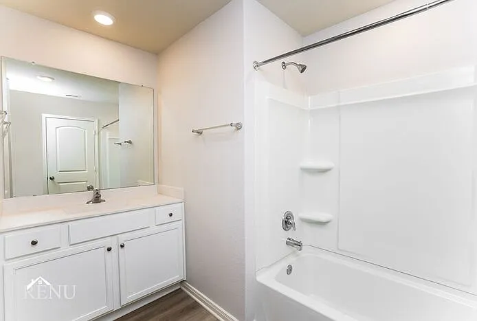 10453 Sweetwater Creek Dr — Photo 13