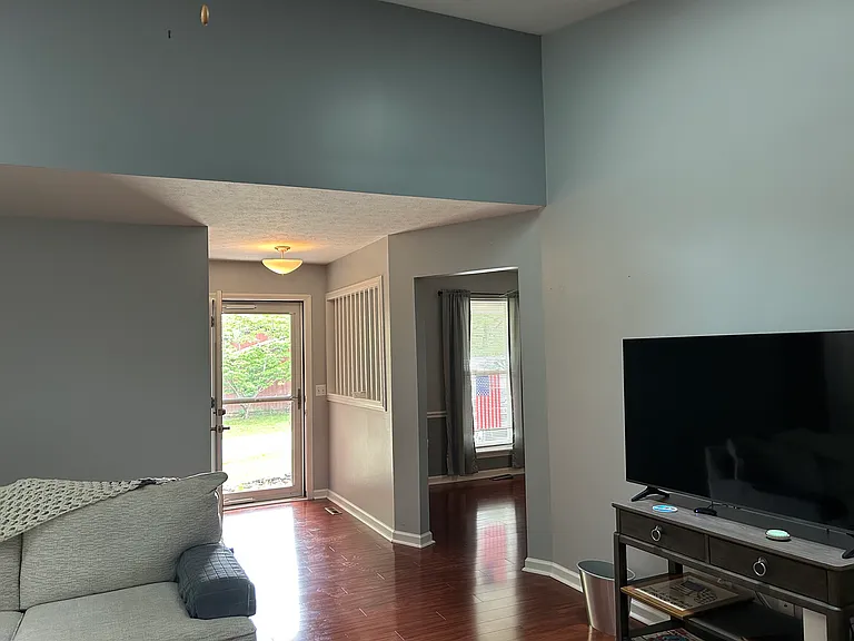101 Highgate Dr — Photo 8
