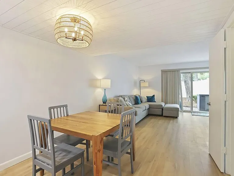 32 S Forest Beach Dr #59 — Photo 6