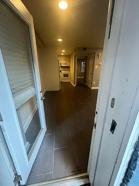 1 bed, 432 sqft, $1,750 — Photo 2