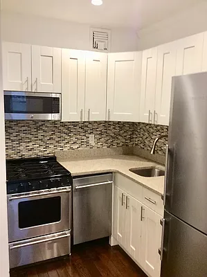 Rented by Compass | media 11