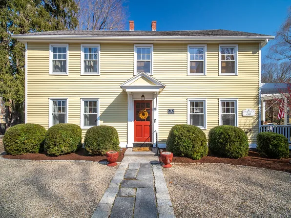 4 Gates Way, Haddam, CT 06438